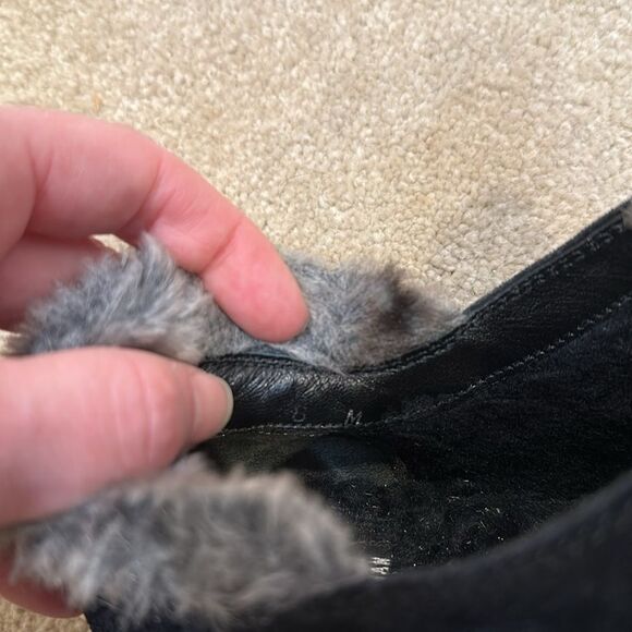 Stuart Weitzman Faux Fur Women Suede Sneaker Size 8 M - Picture 7 of 10